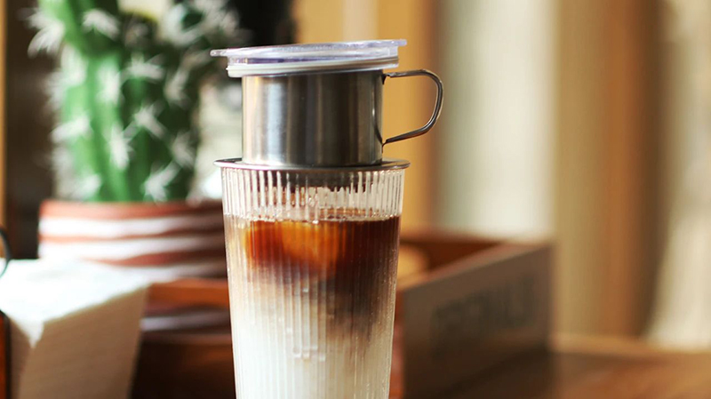 Vietnamese coffee pot (1)