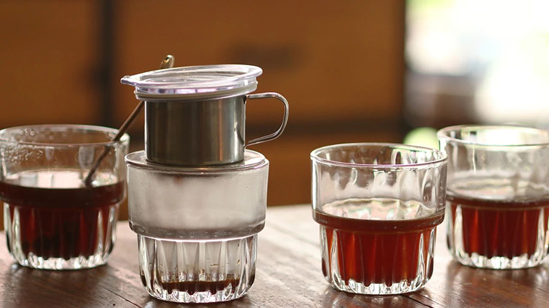 Vietnamese coffee pot (6)